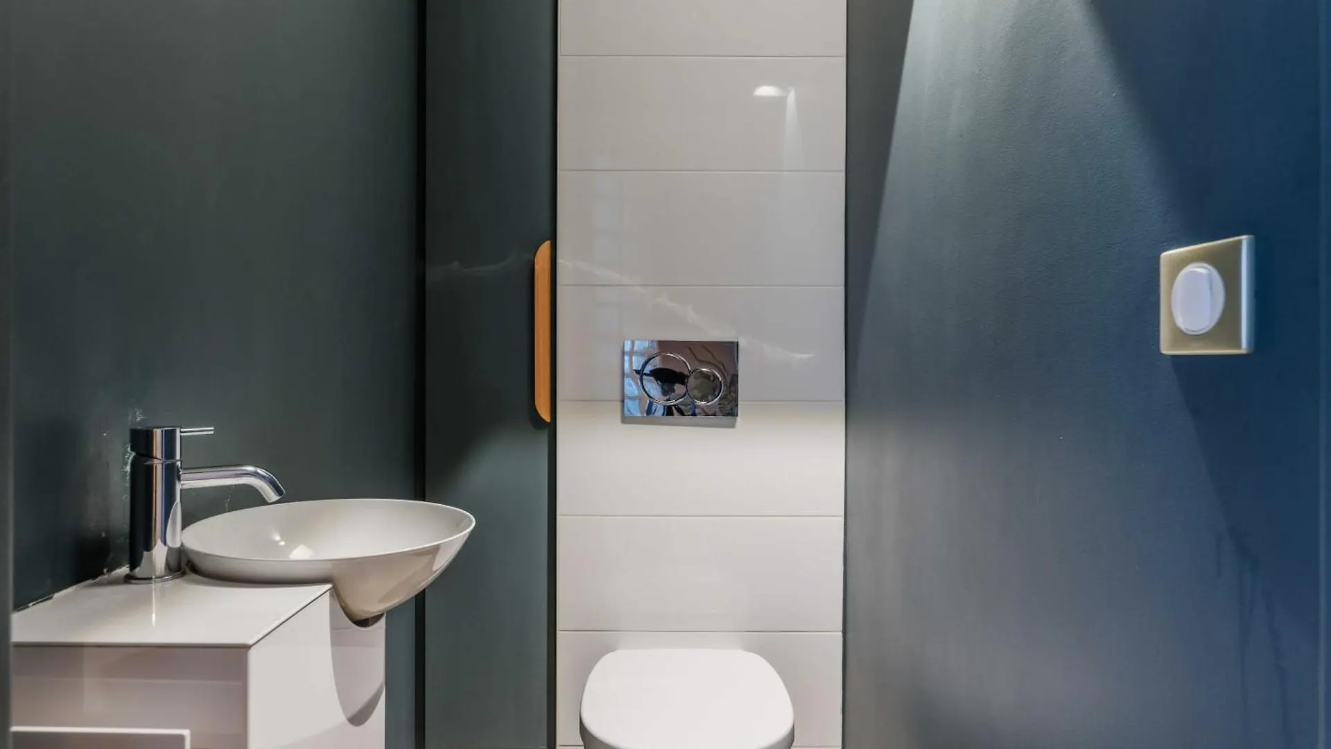 Chic Duplex Loft In Trendy Bastille 아파트 *